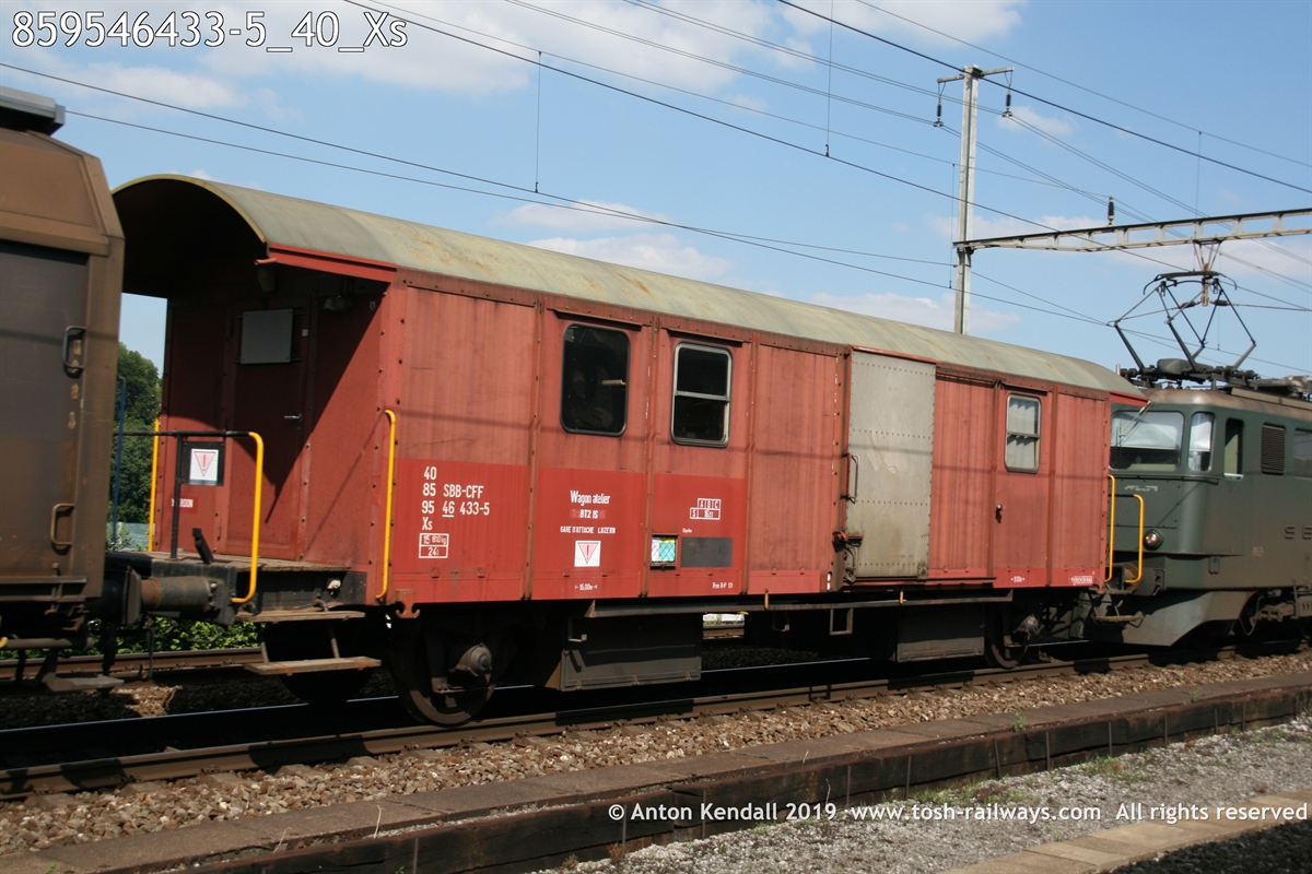 859546433-5_40_Xs.JPG